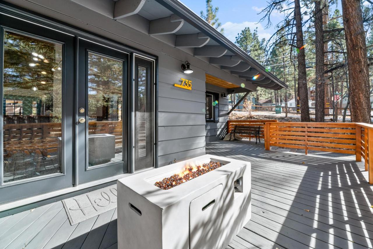 Yellow Pine Lodge - Charming Cottage Style Cabin With Peak-A-Boo Lake And Mountain Viewsビッグ・ベアー・レイク エクステリア 写真